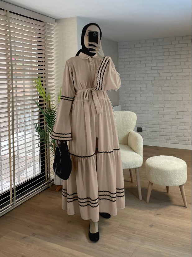Kolları ve eteği süzene işlemeli Parçalı Elbise   -Vizon