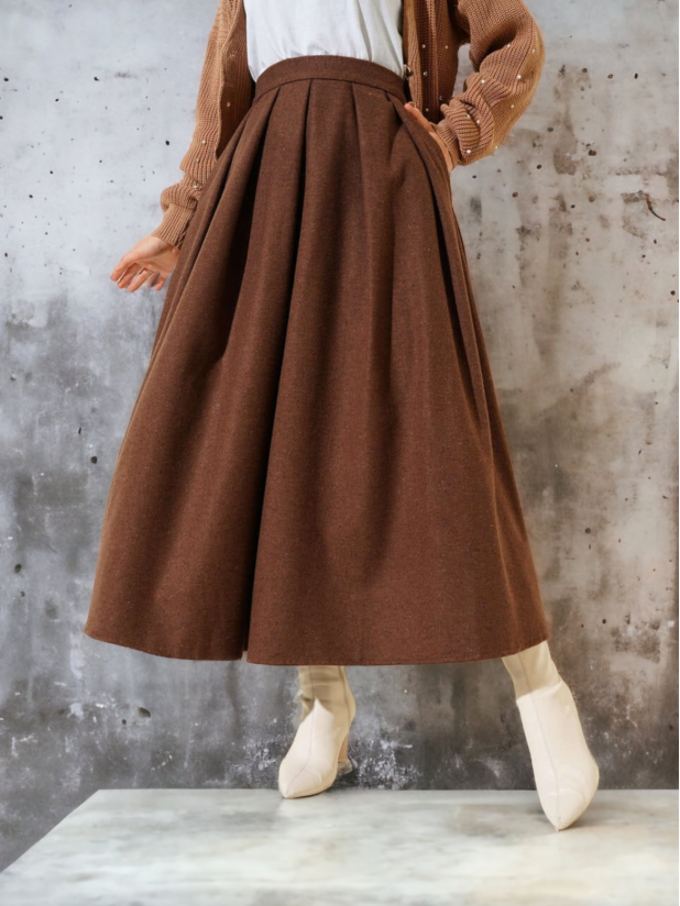 Pleated Stitch Skirt -Brown