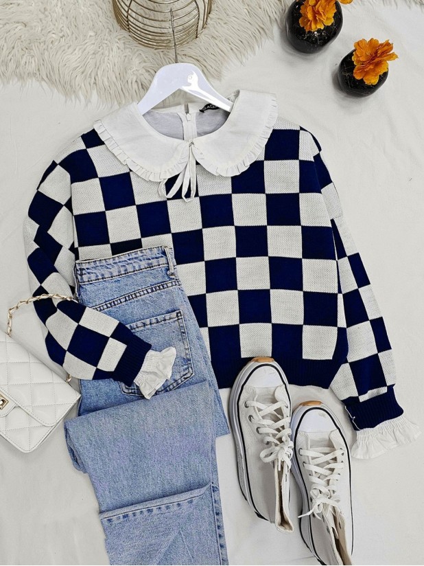 Checker Pattern Sweater-Navy blue