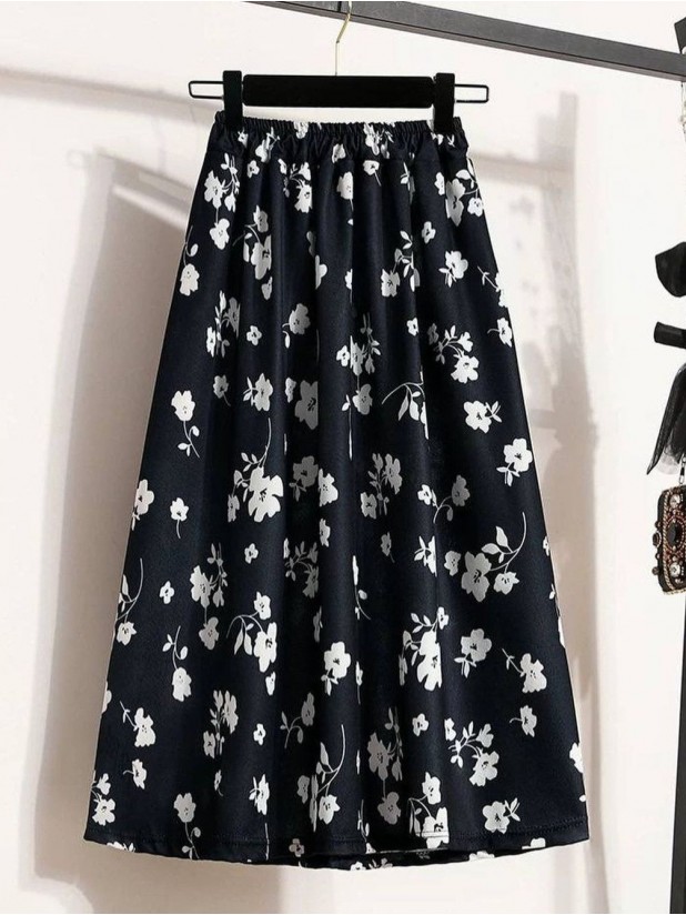 Digital Printed Floral Gathered Elastic Crepe Skirt  -Black